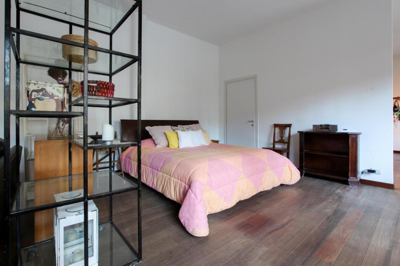 Ferienwohnung Lovely Milano - Beautiful Loft With Terrace In Porta Romana Exterior foto